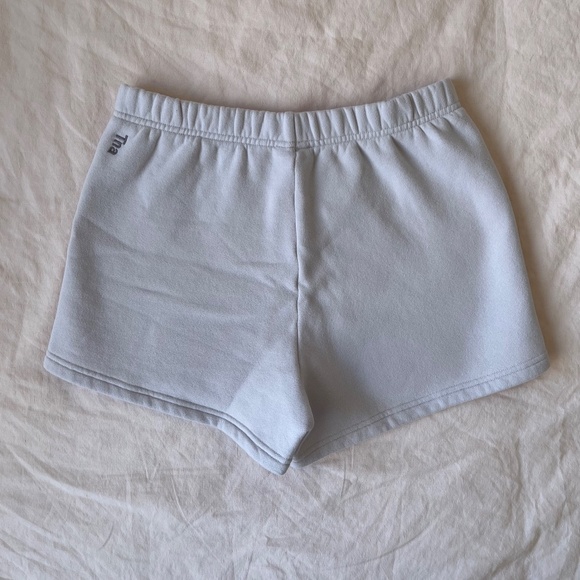 Aritzia Tna⎜COZY FLEECE PERFECT HI-RISE 3" SWEATSHORT⎜GREY LILAC - Picture 14 of 16
